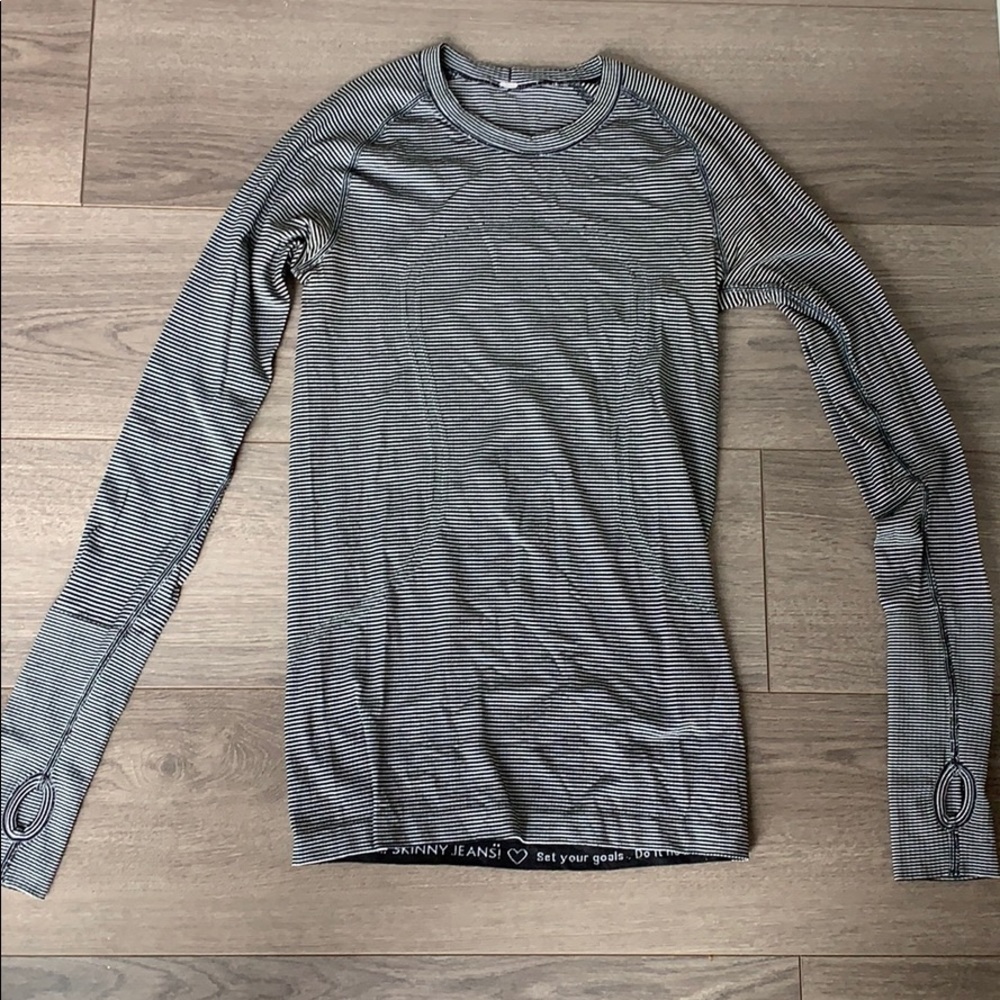 Lululemon running long sleeve